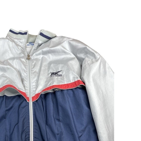 Vintage Asics Tiger Track Jacket Silver Blue Red Full Zip Windbreaker L - Picture 1 of 16
